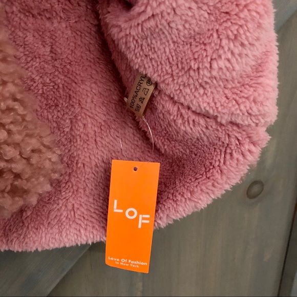 LOF Faux Fur Blush Pink Sherpa Style Vest One Size - Picture 5 of 7